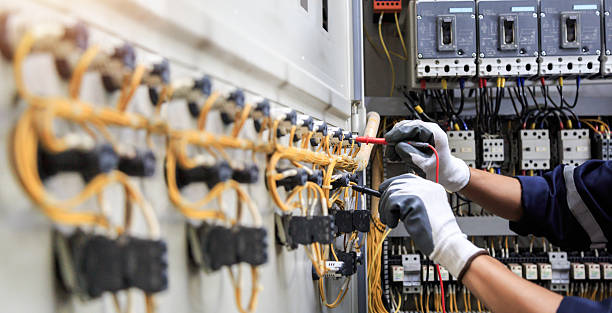 Professional Electrician technician working in Harker Heights, TX